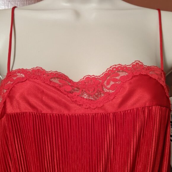 NWT!! RED VINTAGE VTG MISS ELAINE PLEATED TEDDY/ROMPER/BODYSUIT-MED-CLEARANCE!! - Picture 4 of 13